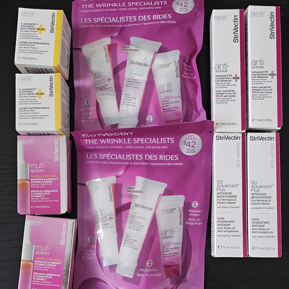 - StriVectin Anti-Wrinkle Skincare Set - Pink